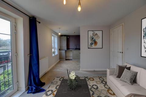 2 bedroom flat for sale, Hollyhock Lane, Bristol BS16