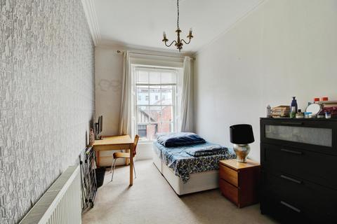 Flat 5, 5 Wetherell Place, Bristol, BS8 1AR