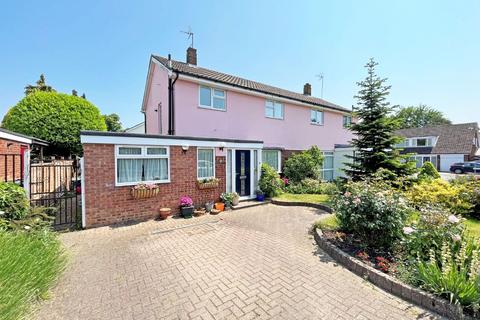 3 bedroom semi-detached house for sale, Franklins Road, Stevenage