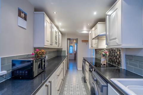 23 Brookside Avenue, Waterloo, Liverpool, L22 3YD