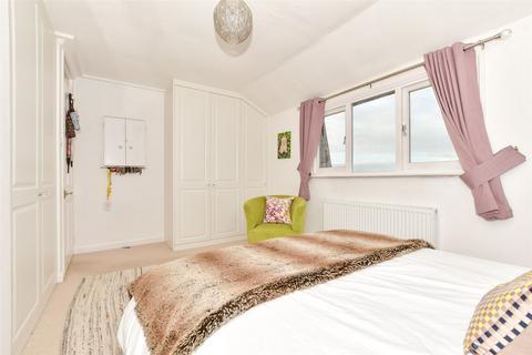 2 bedroom flat for sale, North Foreland Road, Broadstairs, Kent