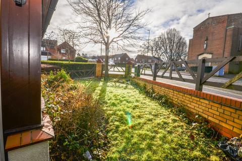 2 bedroom flat for sale, Kirkwood Drive, Kenton