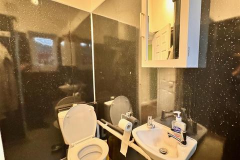 33 Sandon Road, Wolverhampton, WV10 6EL
