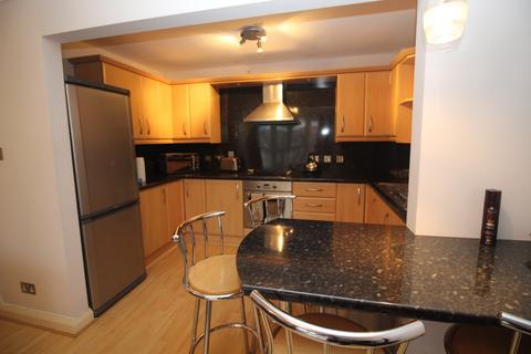 3 bedroom apartment to rent, Vancouver Quay, Salford Quays, Salford, Lancashire, M50