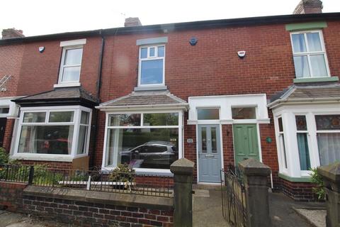 3 bedroom terraced house to rent, Queen Street, Horwich, Bolton