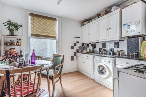 2 bedroom flat to rent, Rosendale Road West Dulwich SE21