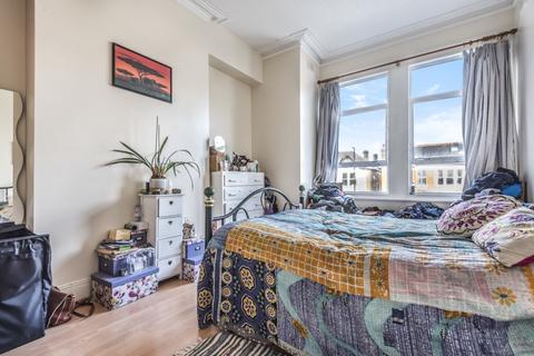 2 bedroom flat to rent, Rosendale Road West Dulwich SE21