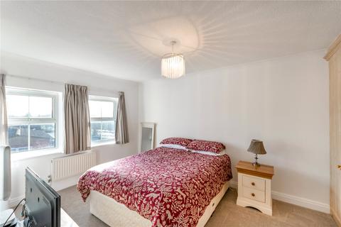 9 Brantingham Gardens, Bawtry, Doncaster, DN10 6XJ