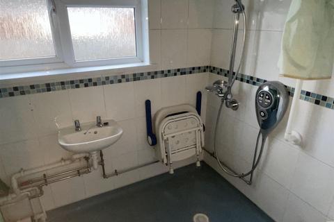 1 bedroom ground floor flat for sale, Airedale Close, Margate, Kent