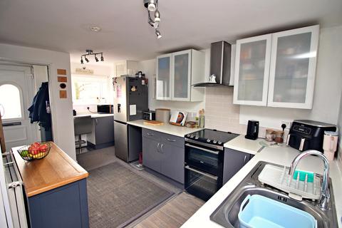 2 bedroom townhouse for sale, 13 Sussex Drive, Haslingden, Rossendale