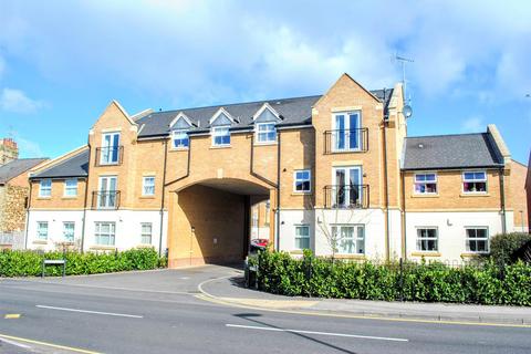 2 bedroom apartment for sale, Eagle Close, Leighton Buzzard, LU7 4AT