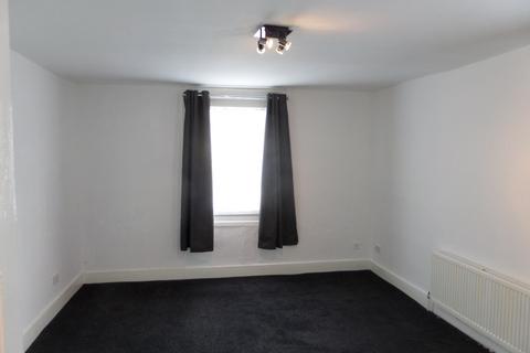 Studio to rent, Oakfield Road, Croydon CR0