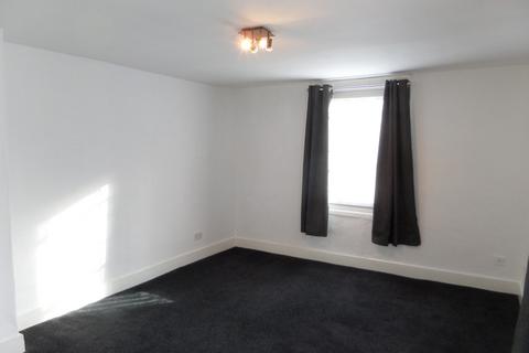 Studio to rent, Oakfield Road, Croydon CR0