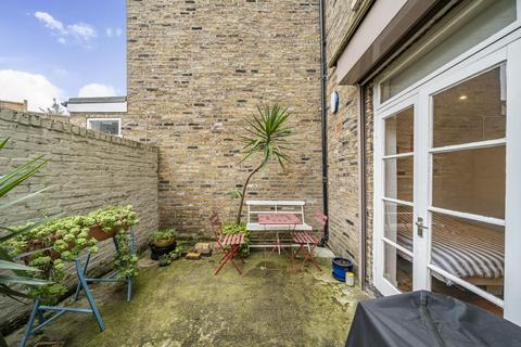 1 bedroom flat for sale, Ardleigh Road, Islington