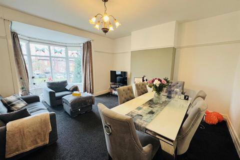 2 bedroom apartment for sale, Humbledon Park, Sunderland SR3