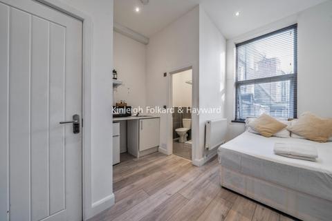 Studio to rent, Beaconsfield Terrace Road London W14