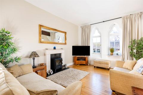 4 bedroom terraced house for sale, St. Pauls Court, Stony Stratford, Milton Keynes, Buckinghamshire, MK11