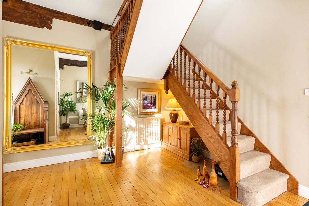 Entrance/Dining Room