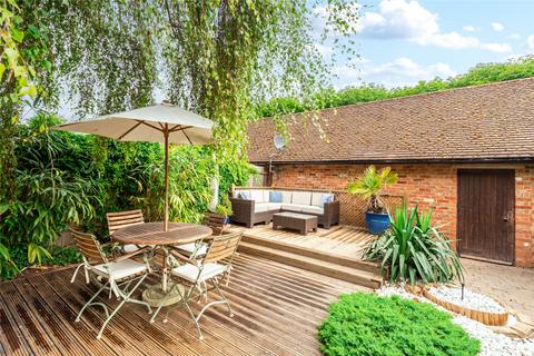 4 bedroom terraced house for sale, St. Pauls Court, Stony Stratford, Milton Keynes, Buckinghamshire, MK11
