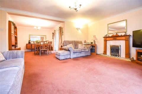 34 Frays Avenue, West Drayton, UB7 7AG
