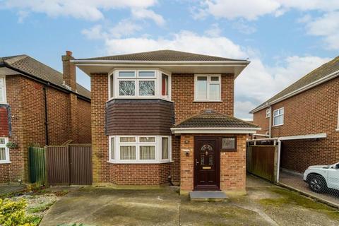 3 bedroom detached house to rent, Cumberland Road,  Ashford,  TW15