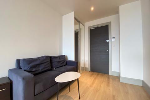 Studio to rent, Mercantile House, Uxbridge, Greater London