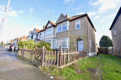 3 bedroom semi-detached house to rent, Grove Road, Chadwell Heath, RM6