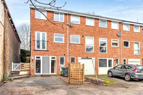 2 bedroom terraced house for sale, Back Lane, Horsforth, Leeds, West Yorkshire