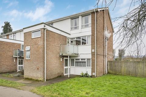 3 bedroom flat for sale, Foxes Piece, Little Marlow Road, Marlow