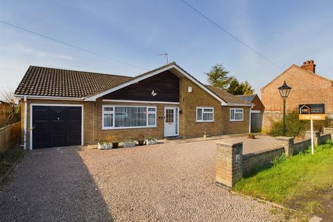 3 bedroom detached bungalow for sale, Hollycroft Road, Wisbech PE14