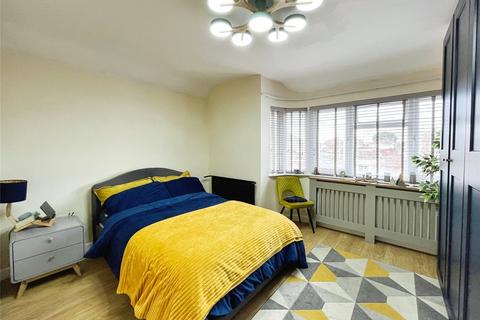 undefined, Longford Avenue, Feltham, TW14