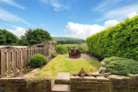 3 bedroom end of terrace house for sale, Mount Road, Marsden, HD7