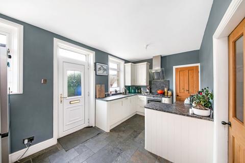 71 Mount Road, Marsden, Huddersfield, HD7 6HW