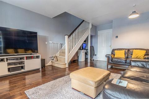 10 Darling Close, Swindon, SN3 4PB