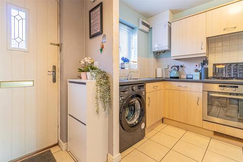10 Darling Close, Swindon, SN3 4PB
