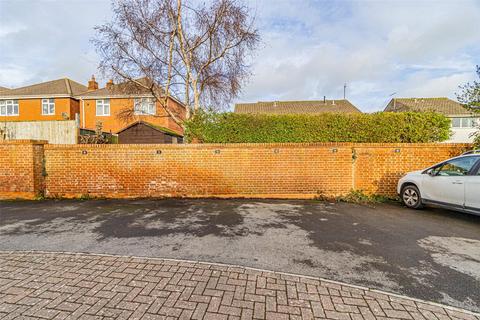 10 Darling Close, Swindon, SN3 4PB
