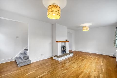 1 Appletree Close, Hurworth, Darlington, DL2 2BE