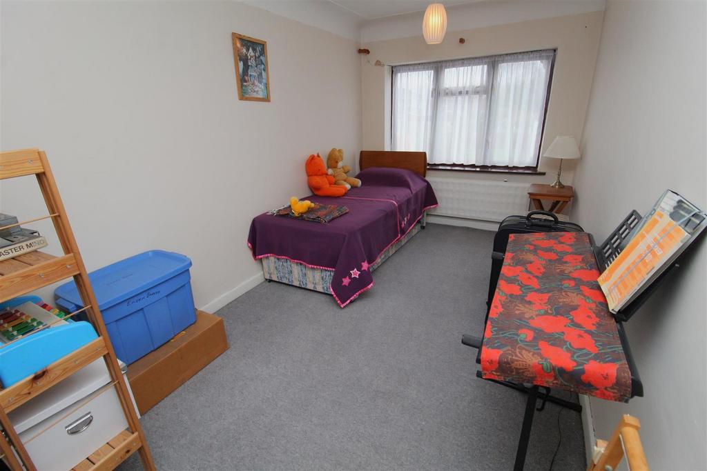 Bed4.JPG