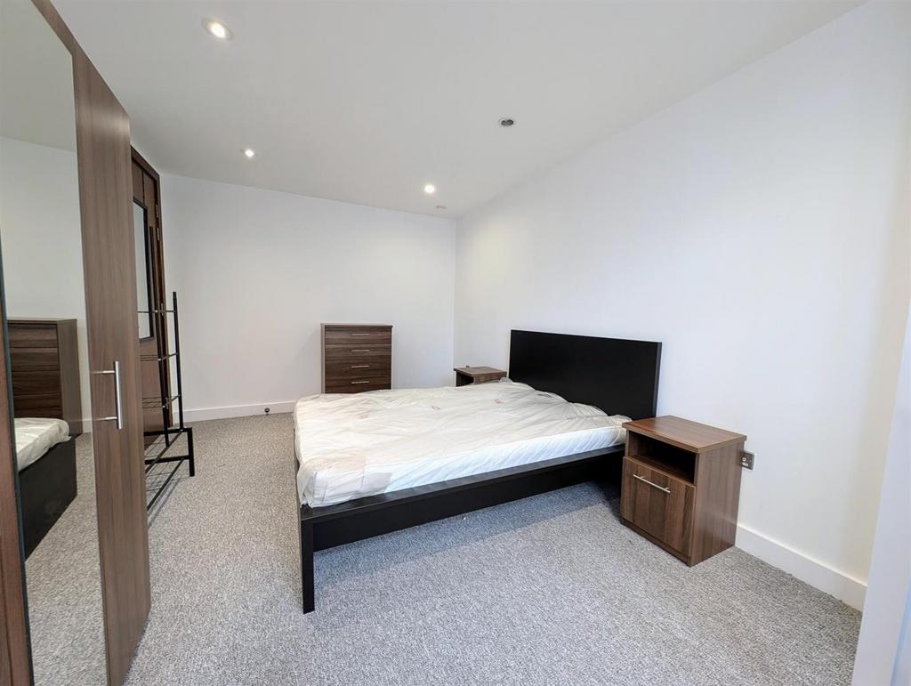Bedroom.jpg