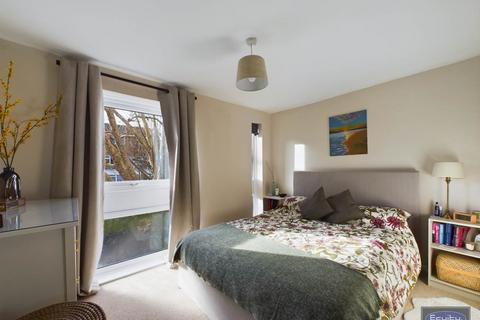 Flat 3, Hornbeam House Manor Road, Sidcup, DA15 7JA