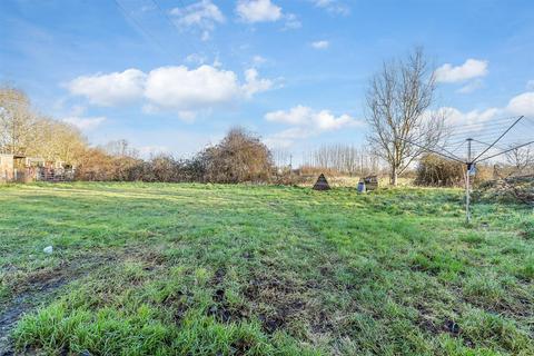 1 bedroom detached bungalow for sale, Den Lane, Collier Street, Kent