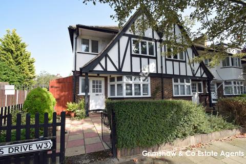 3 bedroom end of terrace house for sale, Monks Drive, West Acton W3 0ED