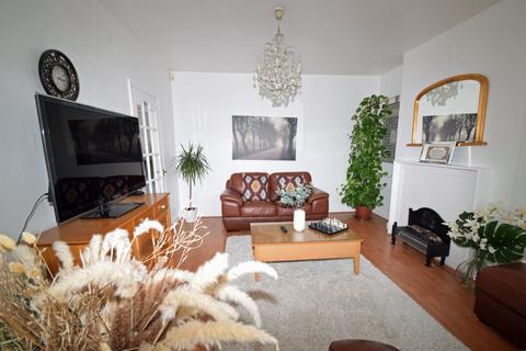 3 bedroom end of terrace house for sale, Monks Drive, West Acton W3 0ED