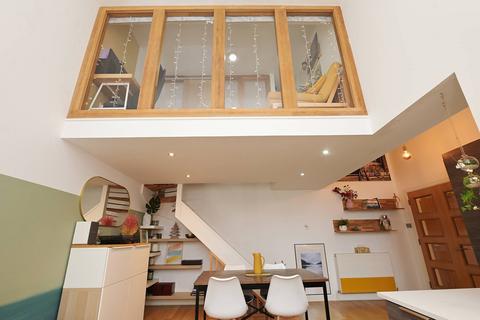 8g High Street, Penicuik, EH26 8HW