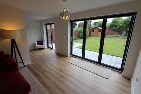 4 bedroom detached house to rent, Crabmill Close, Knowle, Solihull, West Midlands, B93