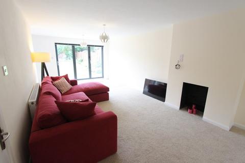 4 bedroom detached house to rent, Crabmill Close, Knowle, Solihull, West Midlands, B93