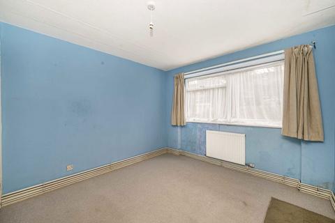 1 bedroom flat for sale, Park Road, London W4