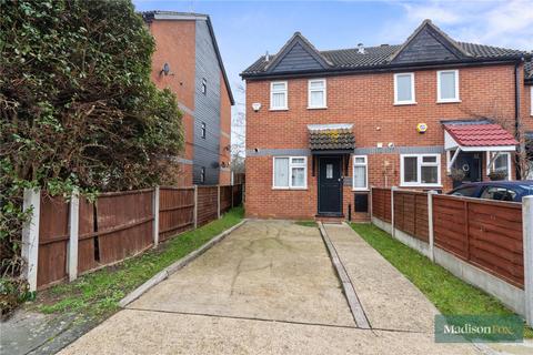 2 bedroom end of terrace house for sale, Covert Road, Hainault IG6