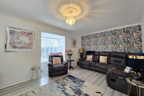 undefined, Amara, Coed-Y-Capel, Barry