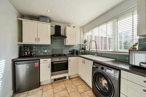 3 bedroom semi-detached house for sale, York Road, Ash GU12